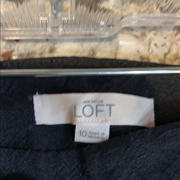 Loft black shorts with design in fabric - Picture 3 of 3